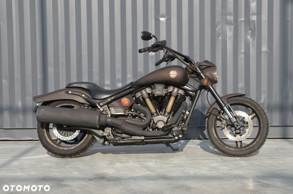 Yamaha Road Star - 19