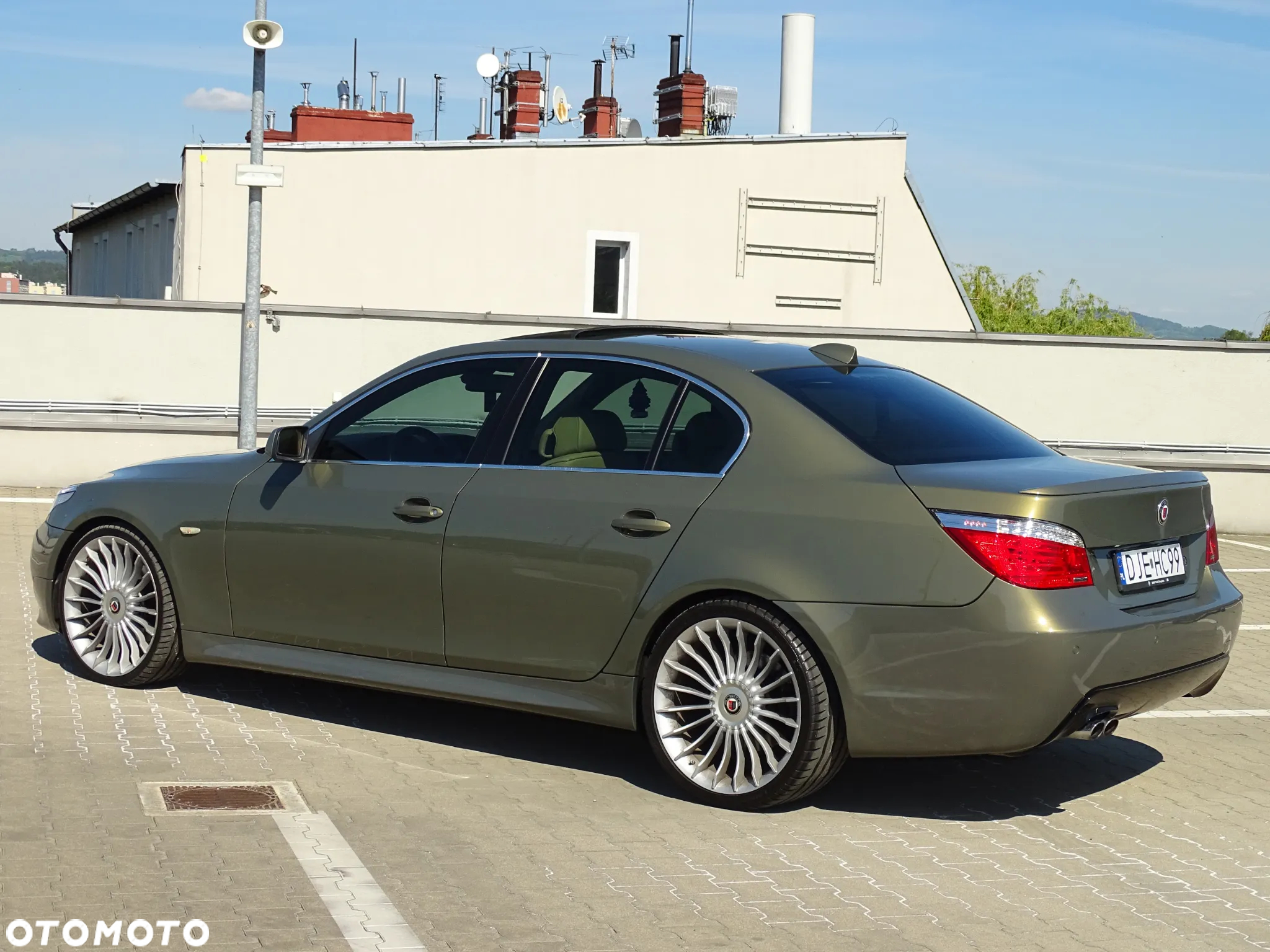 BMW Seria 5 525d Touring - 13