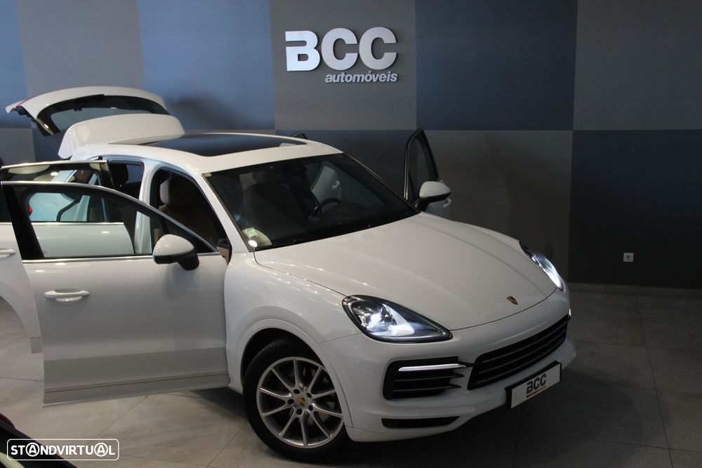 Porsche Cayenne Dakar 84 - 14