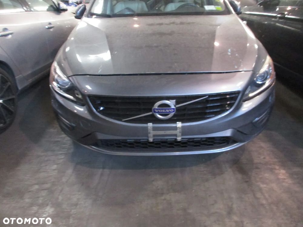 Volvo S60 T5 Drive-E R-Design Momentum - 26