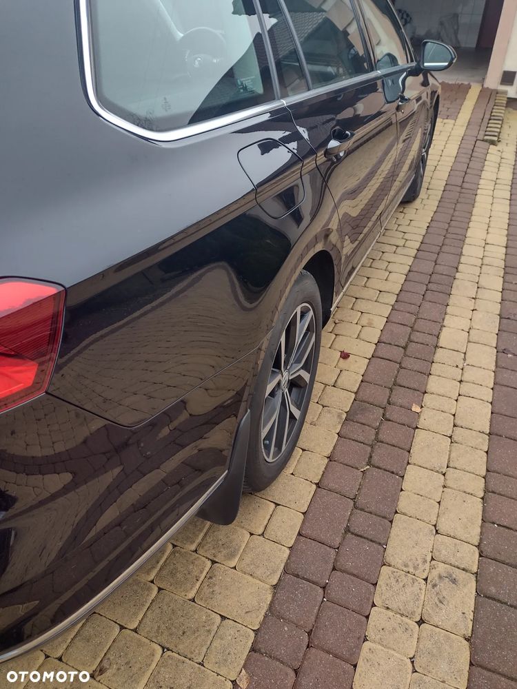 Volkswagen Passat 2.0 TDI BMT Highline - 11