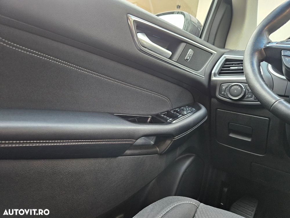 Ford Edge 2.0 TDCi Powershift Titanium - 22