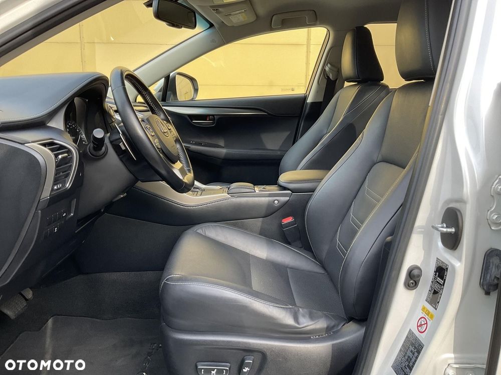 Lexus NX 300 Comfort AWD - 10