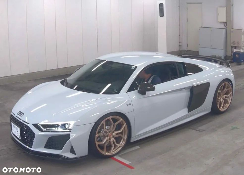 Audi R8 2017 photo 2