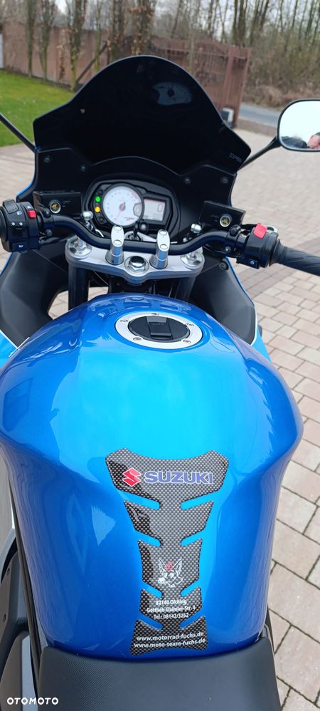 Suzuki GSX-R - 11