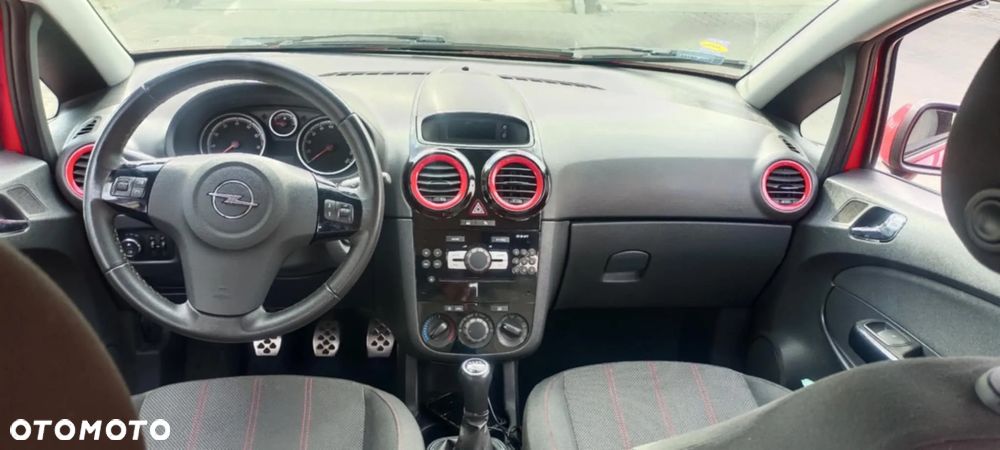 Opel Corsa 1.4 16V Cosmo - 5