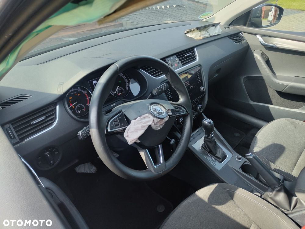 Skoda Octavia 1.5 TSI ACT DSG Soleil - 26