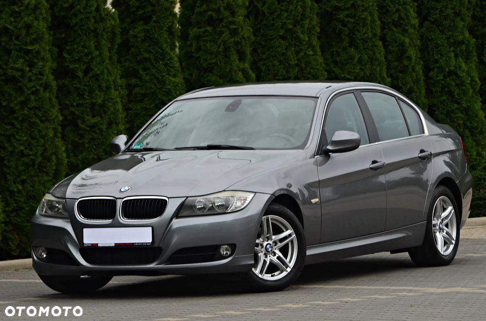 BMW Seria 3 318d - 13