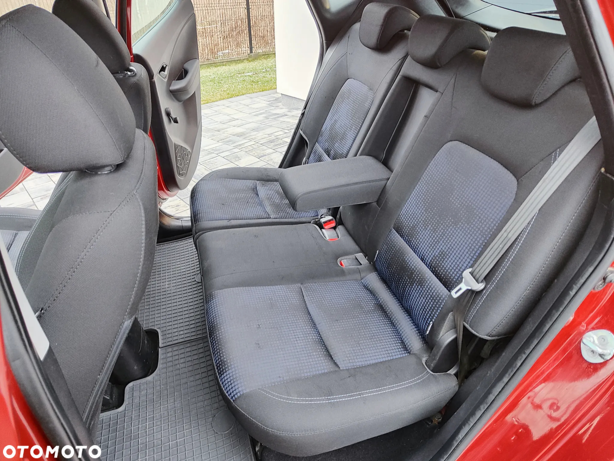 Hyundai ix20 1.4 Comfort - 21