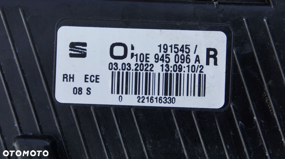 TYLNA PRAWA LAMPA CUPRA BORN LED - 8