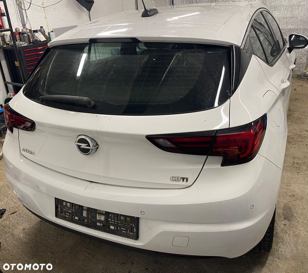 Opel Astra 1.6 D Start/Stop Innovation - 4