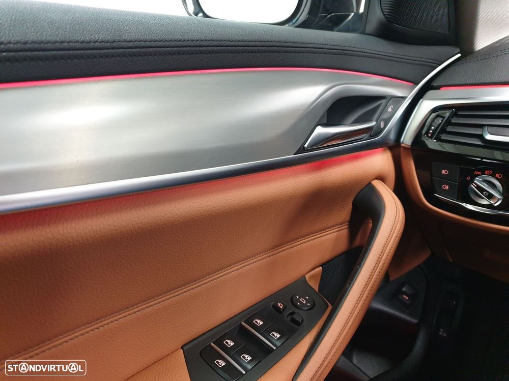BMW 520 d Auto - 40