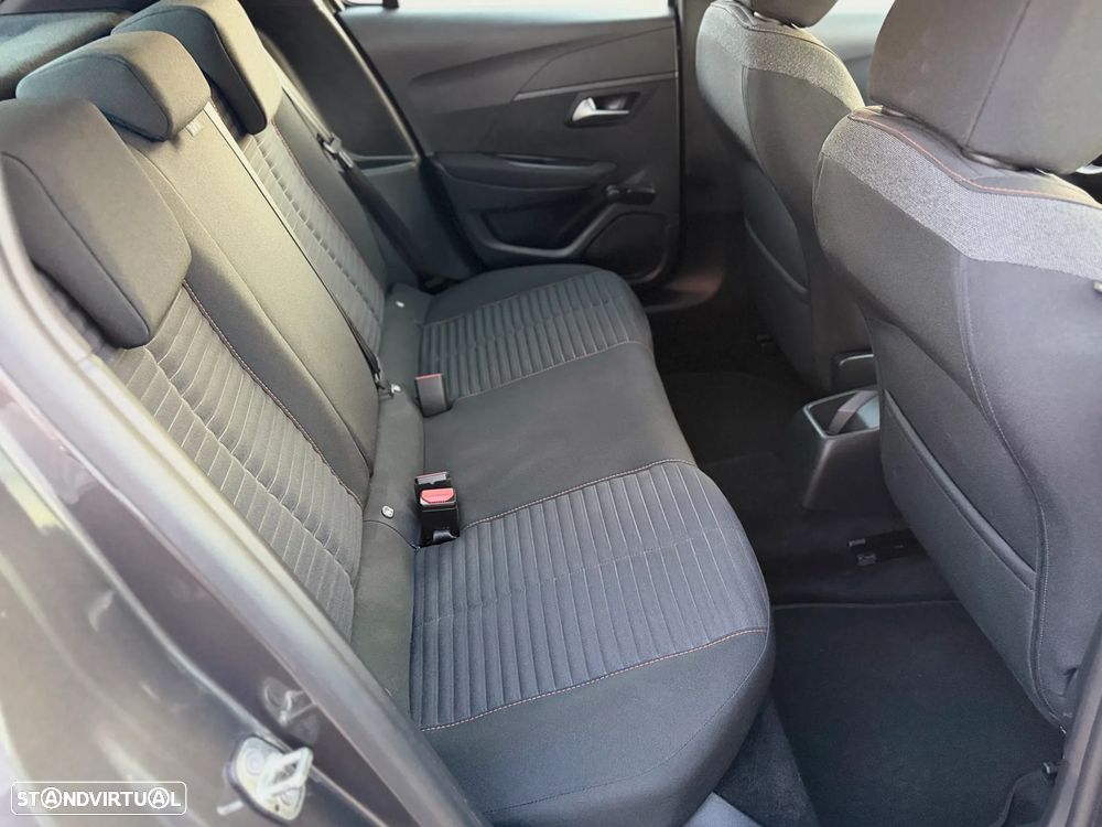 Peugeot 208 1.2 PureTech Active Pack - 11