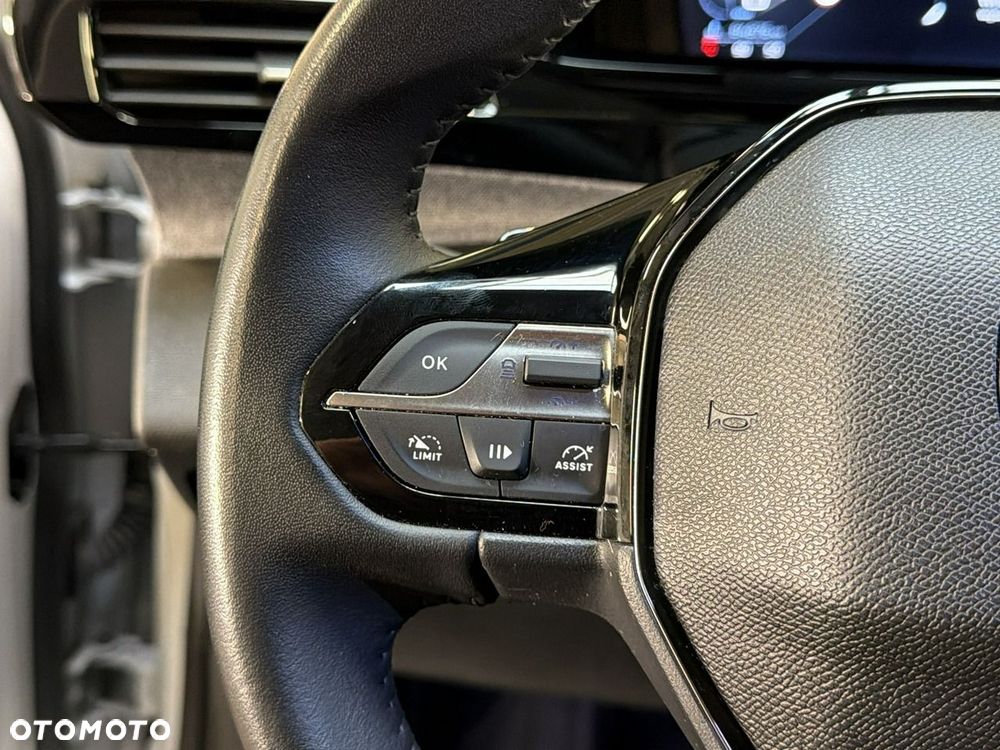 Peugeot 308 BlueHDi 130 EAT8 Allure - 19