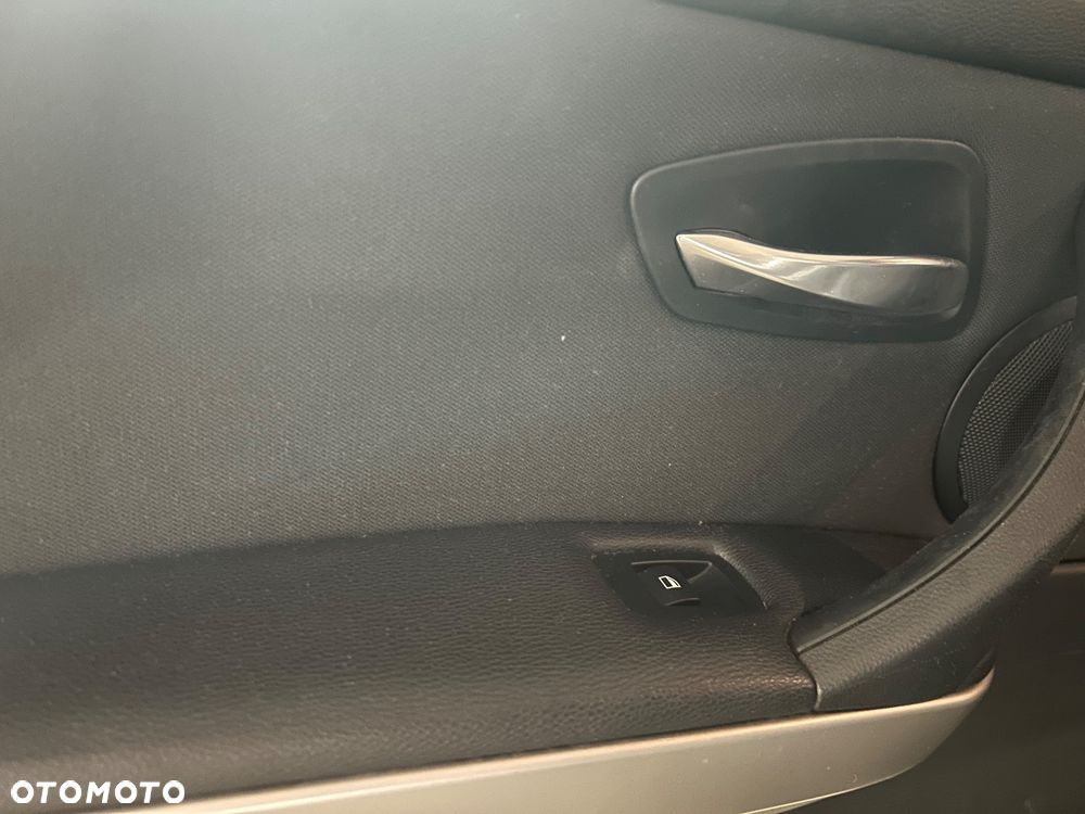 BMW Seria 3 320d - 14