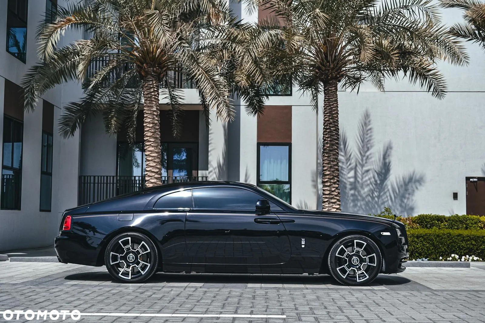 Rolls-Royce Wraith - 12
