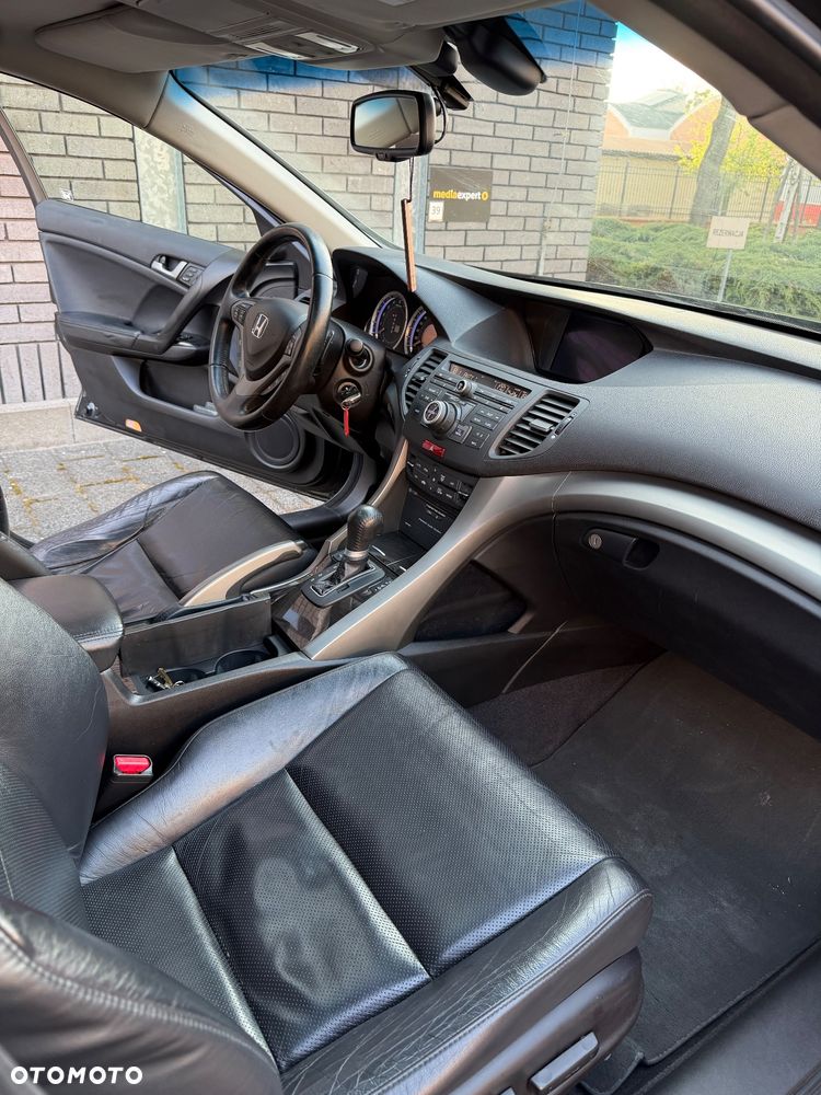 Honda Accord 2.4 Executive Nav - 15