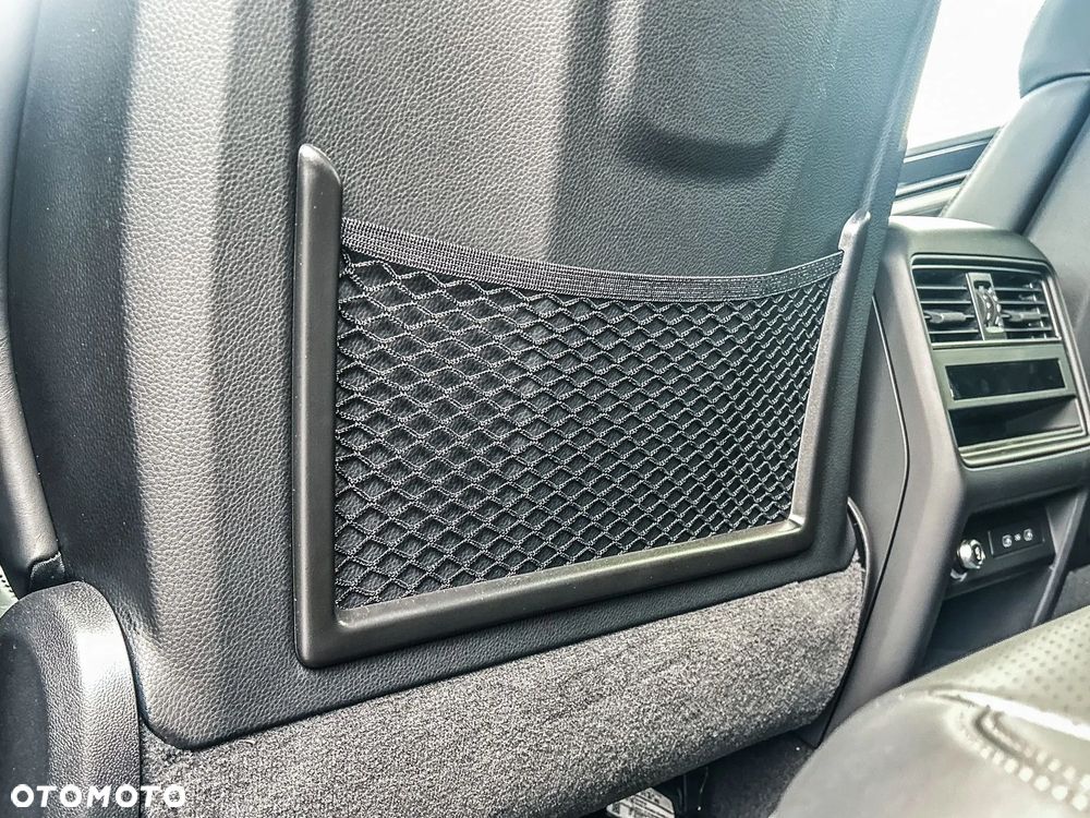 Porsche Cayenne E-Hybrid PHEV Black Edition - 26