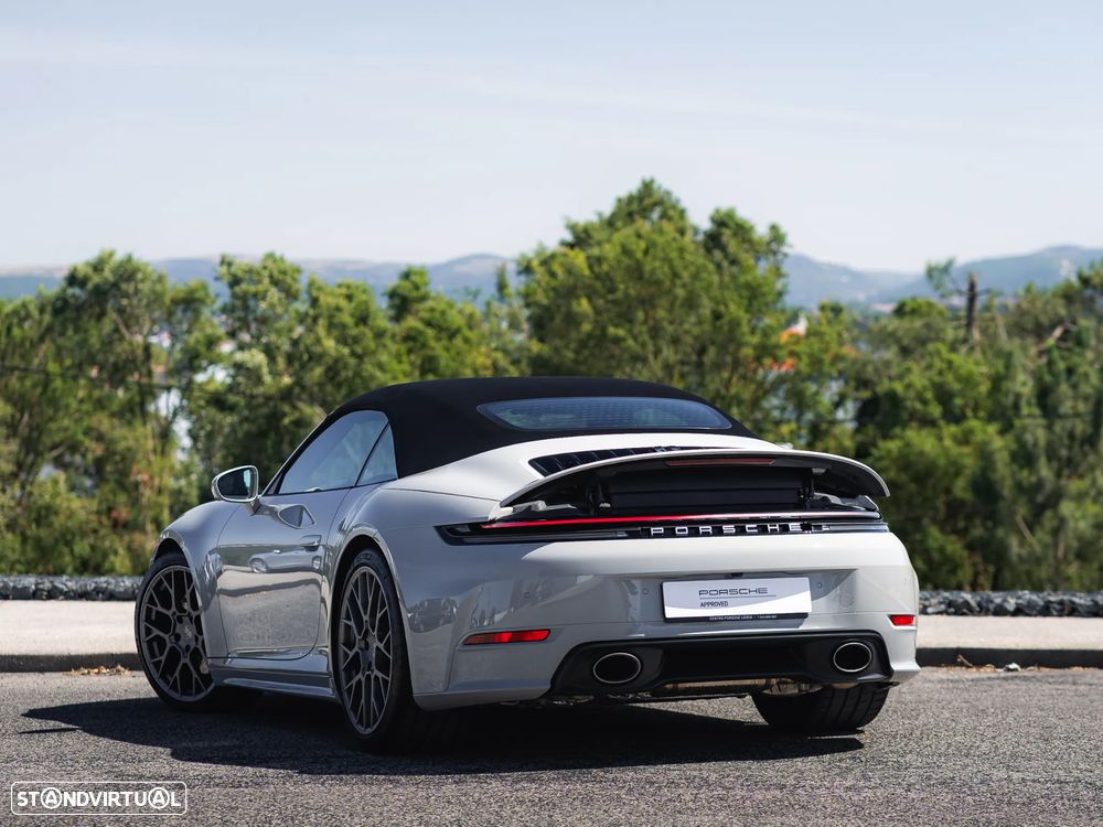 Porsche 911 (992) Carrera - 7