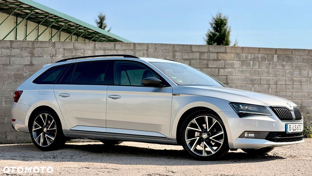 Skoda Superb 1.8 TSI DSG SportLine - 24