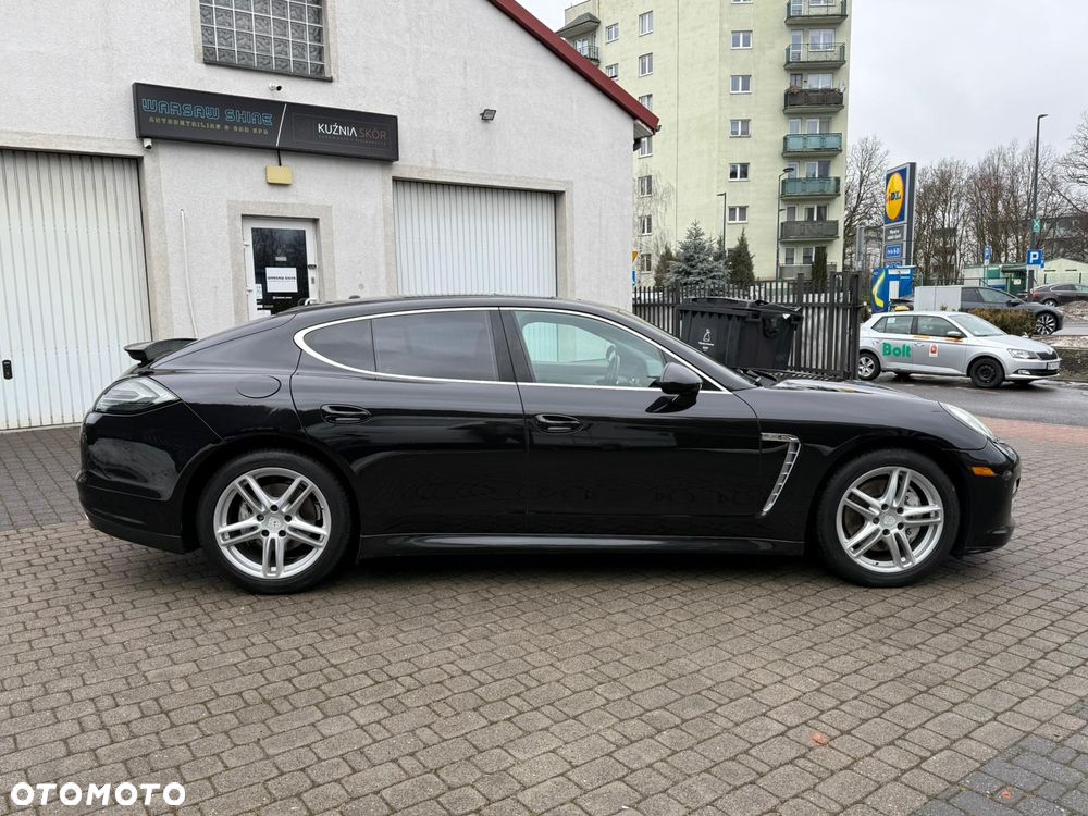 Porsche Panamera 4S PDK - 9