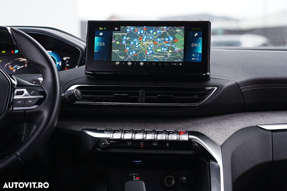 Peugeot 3008 Hybrid 225 e-EAT8 GT Pack - 23