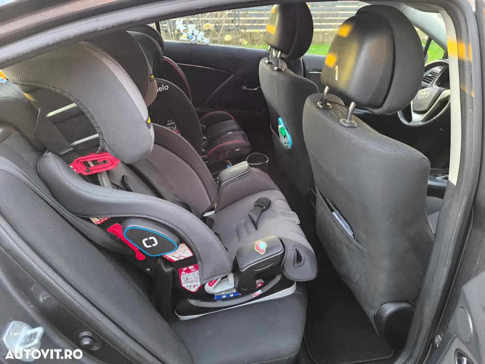 Toyota Avensis 2.2 D-CAT Luxury Aut - 15