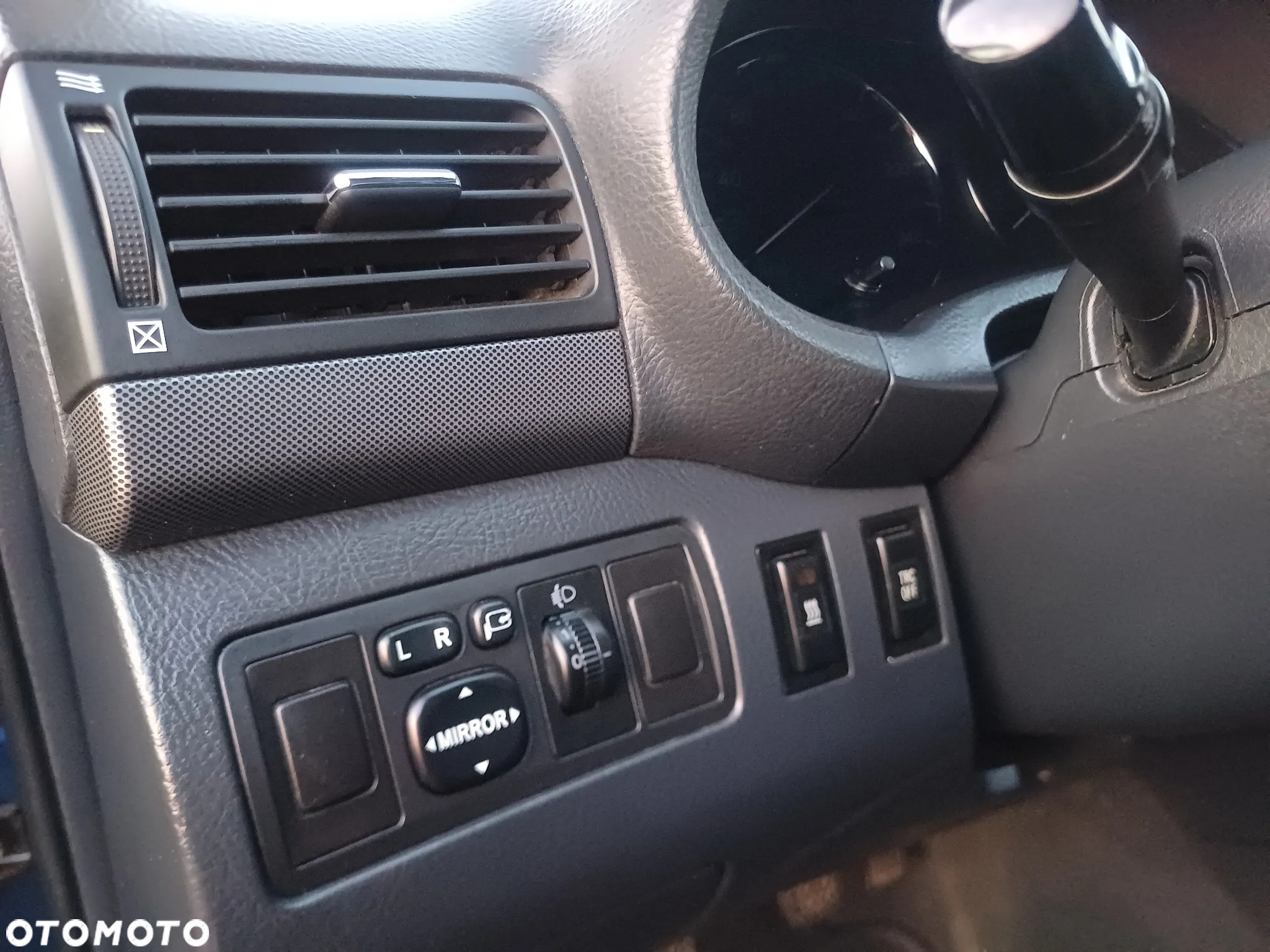 Toyota Avensis 2.0 D-4D Combi - 18