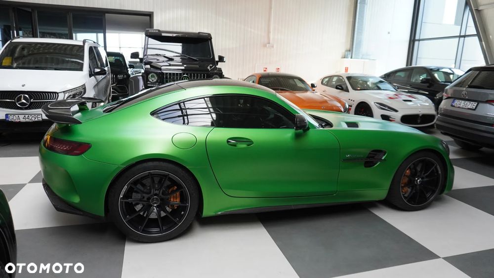 Mercedes-Benz AMG GT - 15