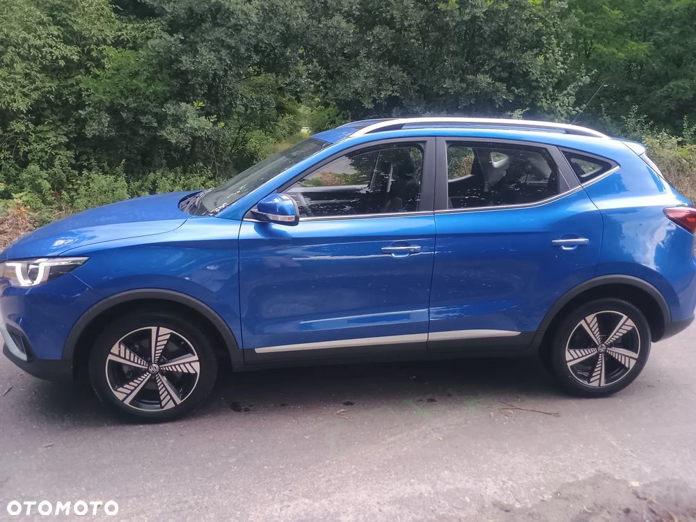 MG ZS Luxury - 4