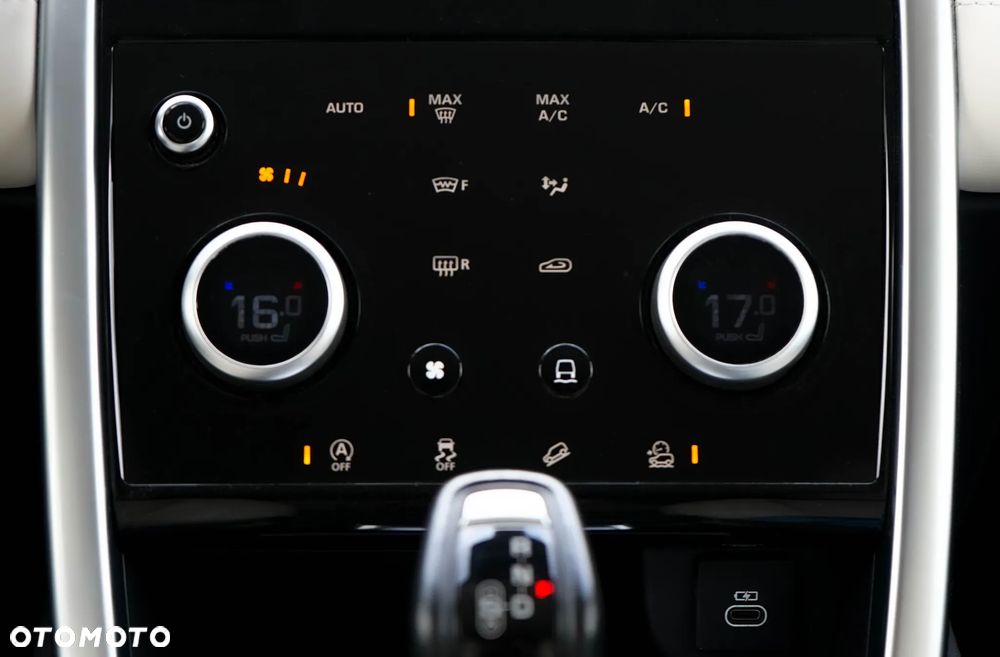 Land Rover Discovery Sport - 19