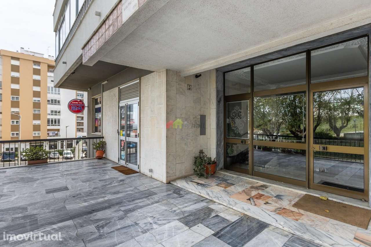 Apartamento T3, central com vista rio - Grande imagem: 3/23