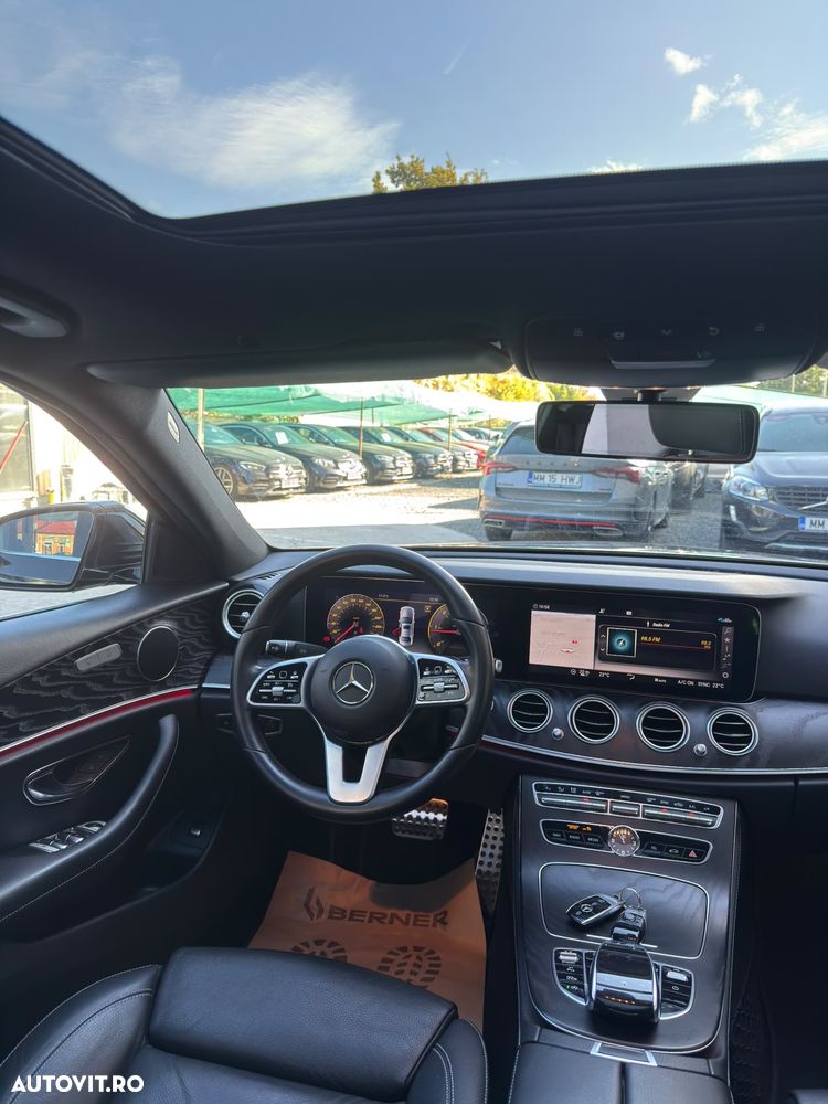 Mercedes-Benz E - 16