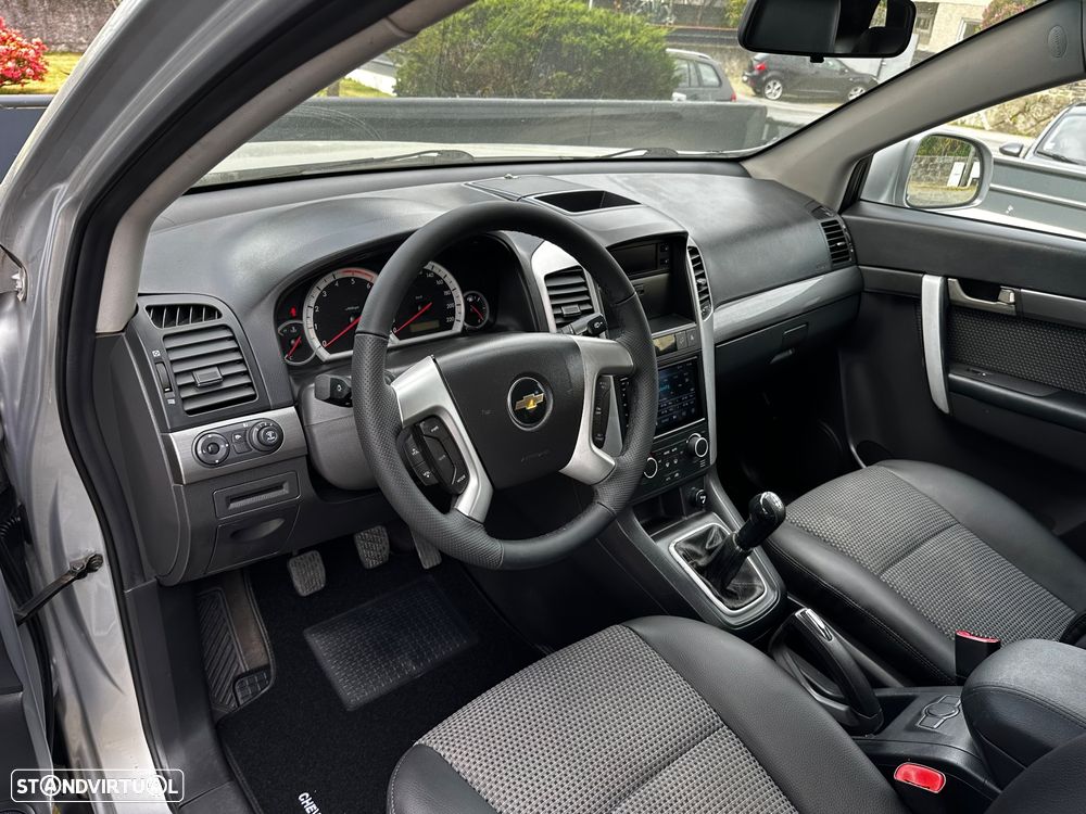 Chevrolet Captiva 2.0 VCDi Seven 7L - 21