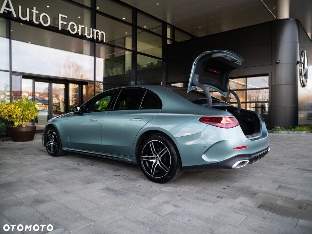 Mercedes-Benz Klasa E - 30