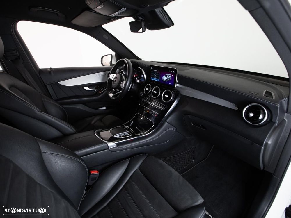 Mercedes-Benz GLC 300 d 4Matic 9G-TRONIC AMG Line - 9