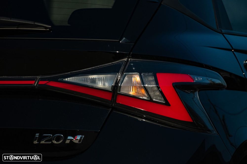 Hyundai i20 N 1.6 T-GDi Performance Pack - 7