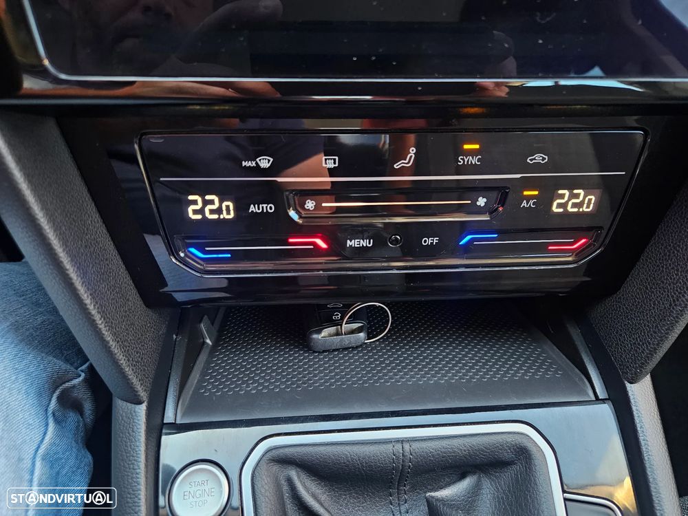 VW Passat 1.5 TSI Business - 28