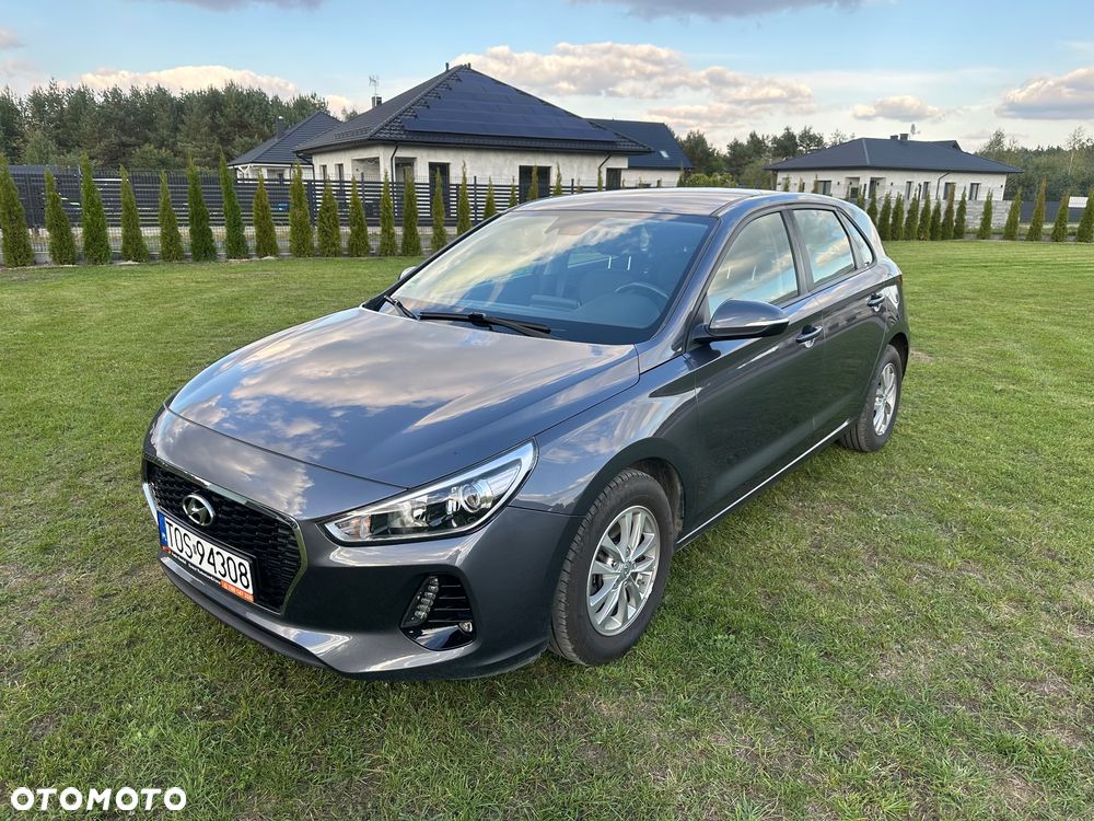 Hyundai i30 1.4 Classic + - 16