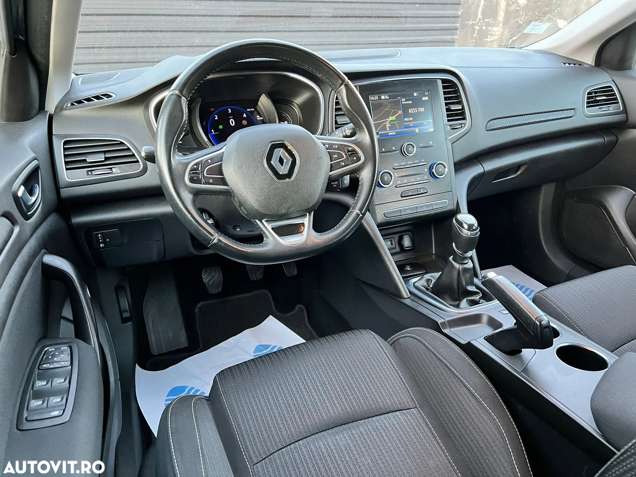 Renault Megane Blue dCi 116 Intens - 15