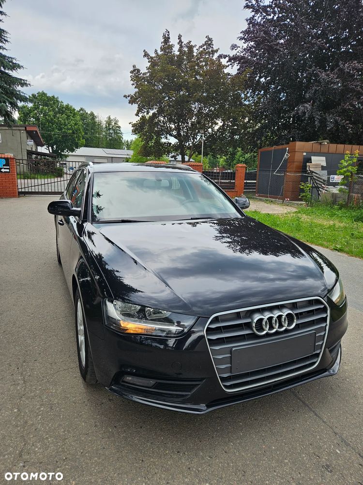 Audi A4 Avant 2.0 TDI - 9