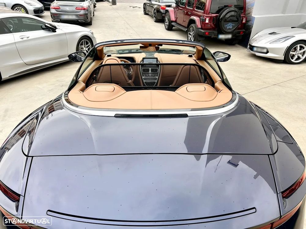 Aston Martin DB11 Coupé V8 Auto - 35