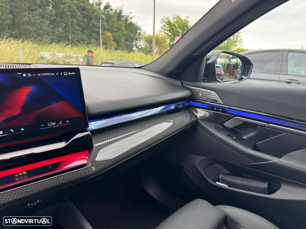 BMW i5 - 29