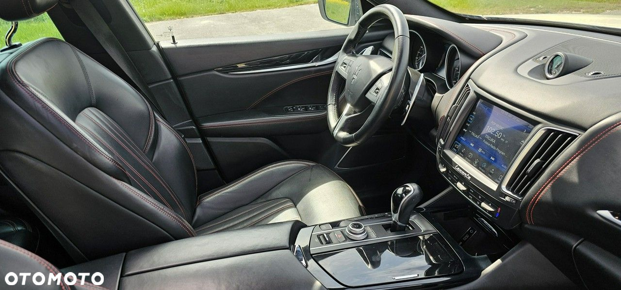 Maserati Levante - 35