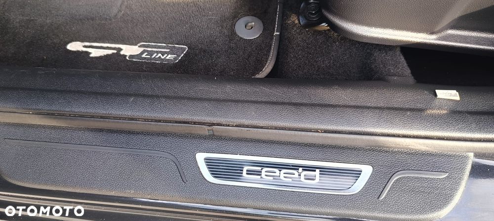 Kia Ceed 1.6 CRDi 136 DCT ISG GT Line - 20