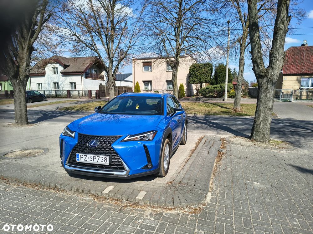 Lexus UX - 1