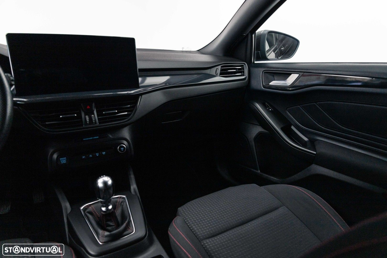 Ford Focus SW 1.0 EcoBoost MHEV ST-Line - 10