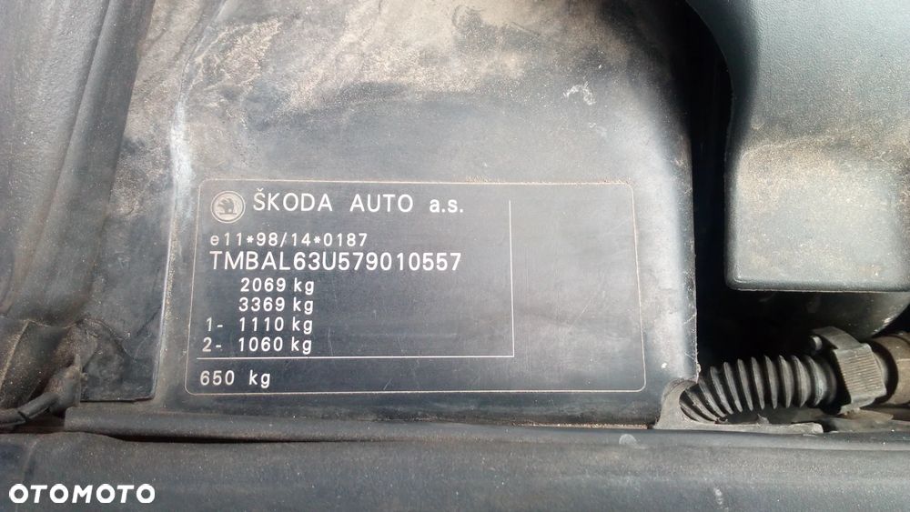 Skoda Superb 1.8T L&K Tiptr - 7