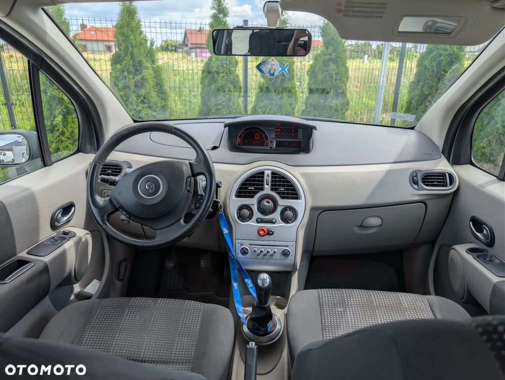 Renault Modus 1.6 16V Privilege - 21