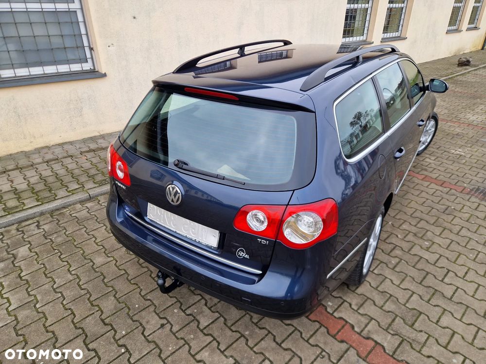 Volkswagen Passat 1.9 TDI Comfortline - 11